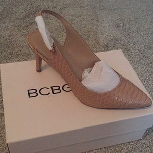 *BRAND NEW* BCBG sandals